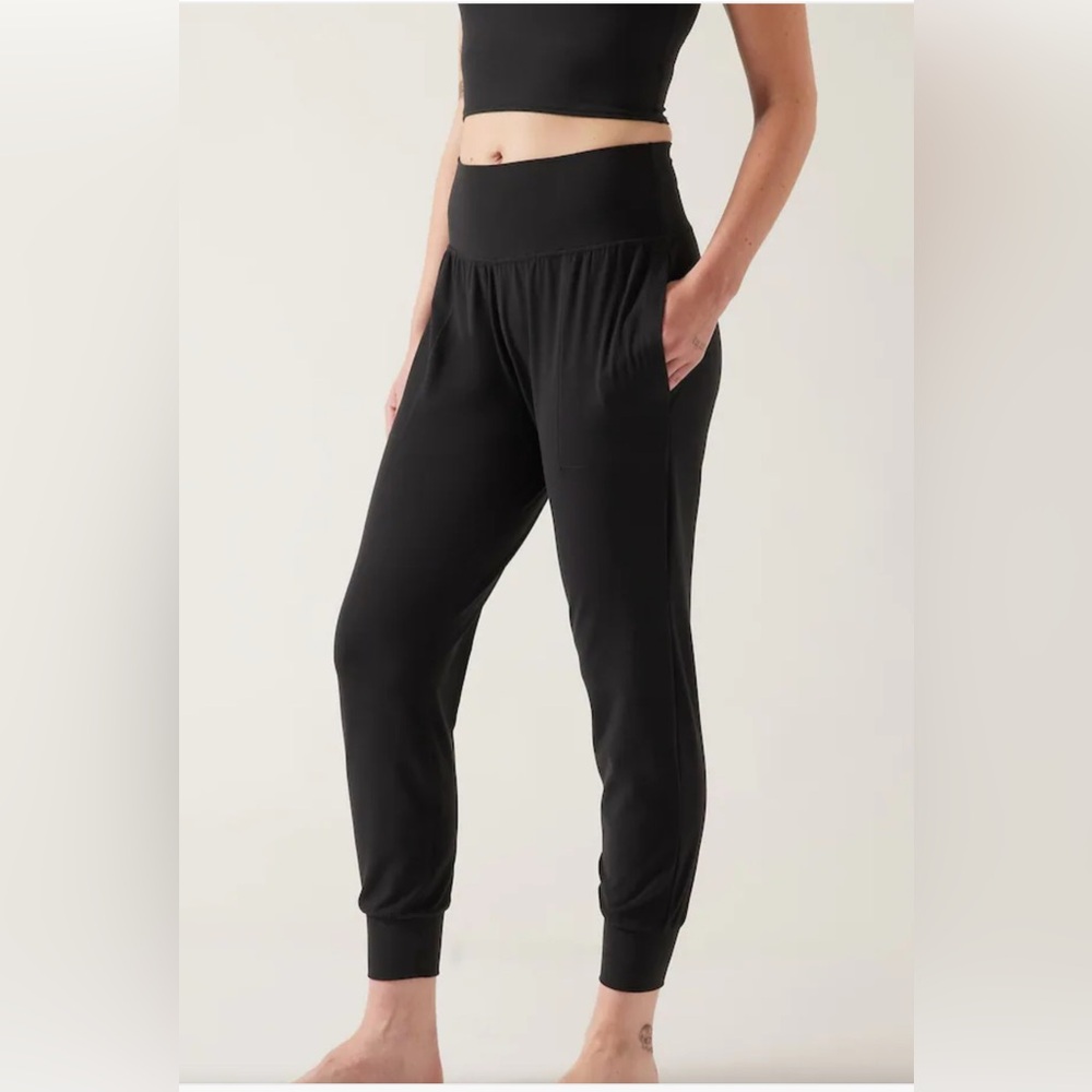 Athleta Salutation High Rise Jogger
